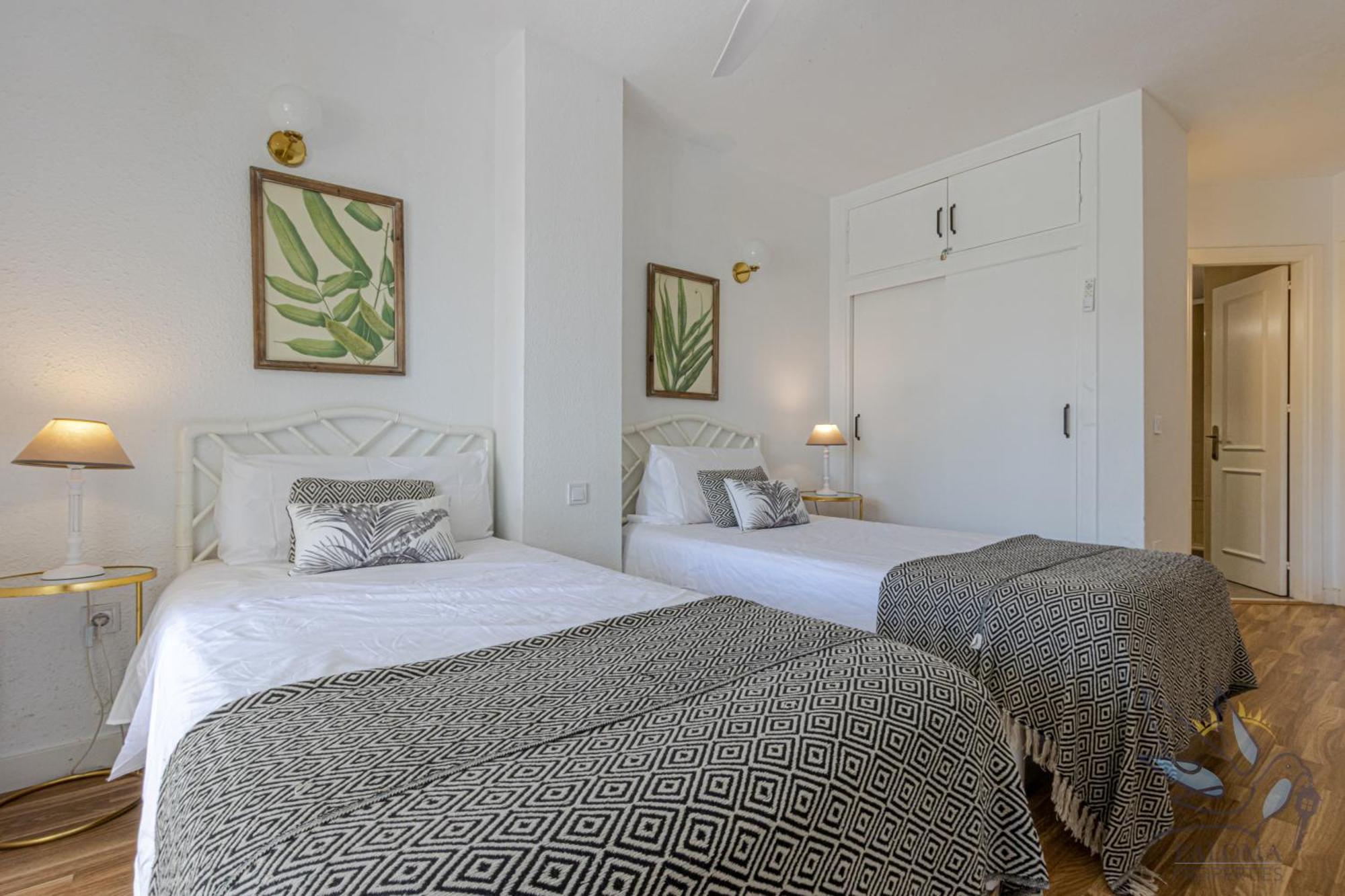 Benalgolf Lovely Apartment In Benalmadena With Sea Views, Excellent Wifi Connection, Private Backyard With Bbq מראה חיצוני תמונה