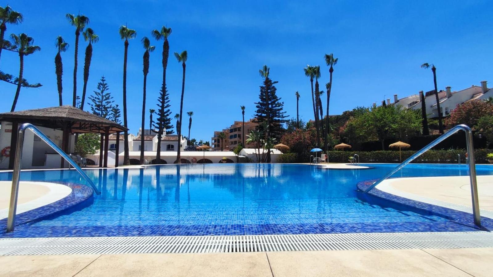 Benalgolf Lovely Apartment In Benalmadena With Sea Views, Excellent Wifi Connection, Private Backyard With Bbq מראה חיצוני תמונה